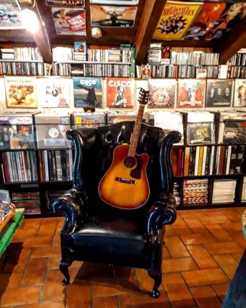 Lotto di 3 vinili di Cisco a prezzo scontato,I Dinosauri, Matrimoni e funerali e Fuori i secondi non fartelo sfuggire!